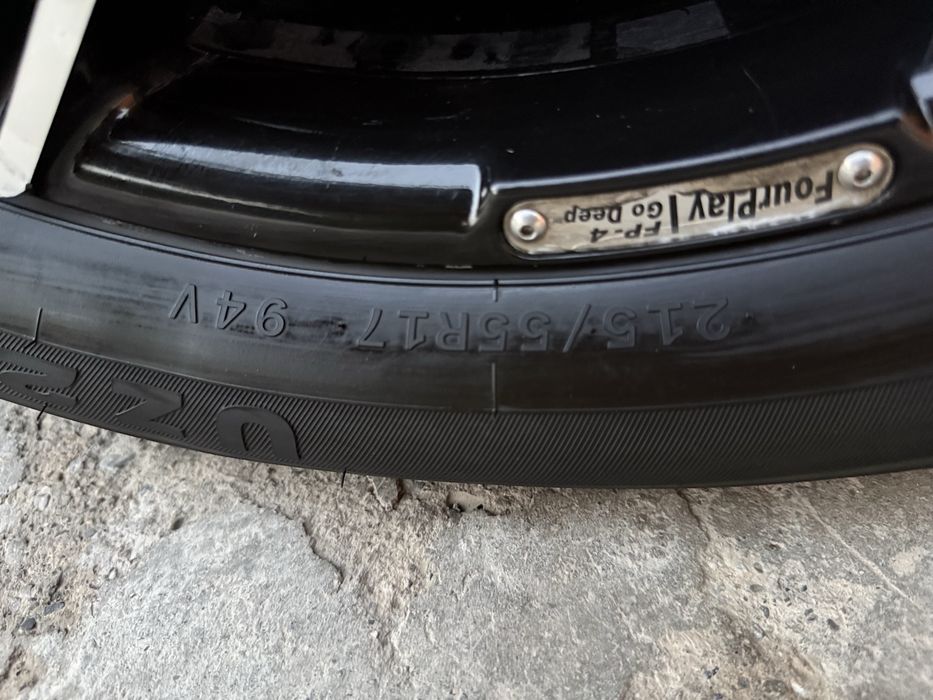 Cobalt 215/55/17R sotiladi