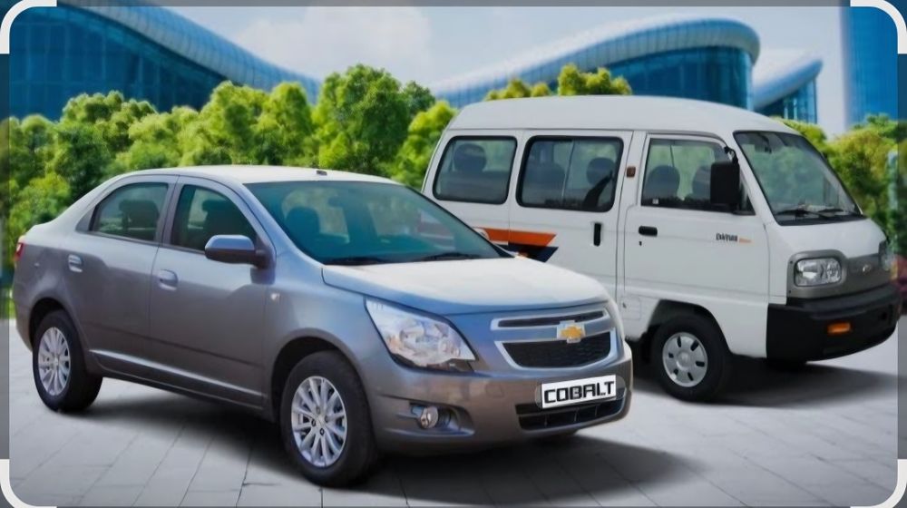 Инструктор машина бошкаришни ургатамиз йигит-кизларга