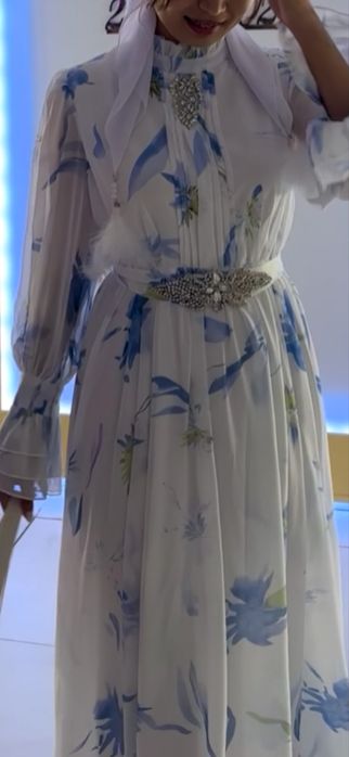 Длинное праздничное платье