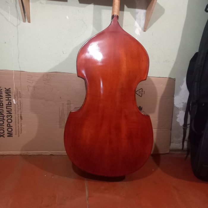 Контрабас Немец