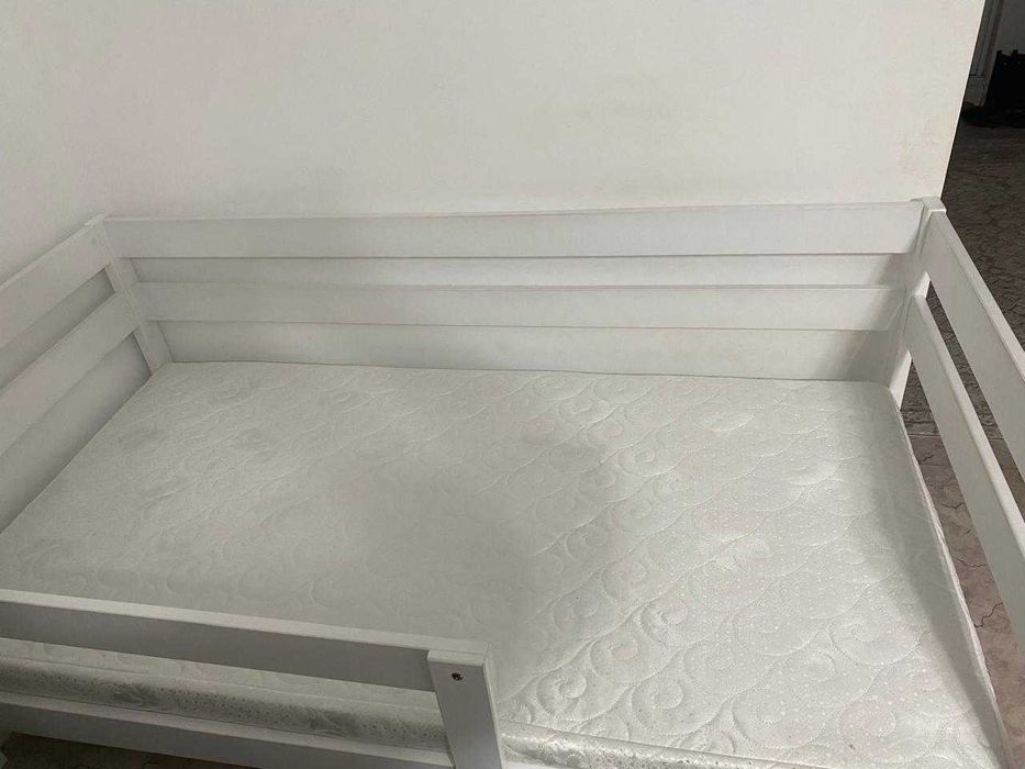 кровать односпальная