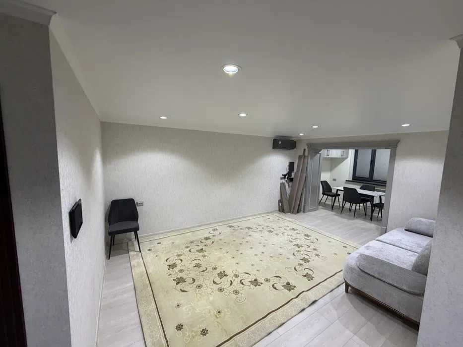 Шикарная квартира на Юнус-абаде 3/1/4