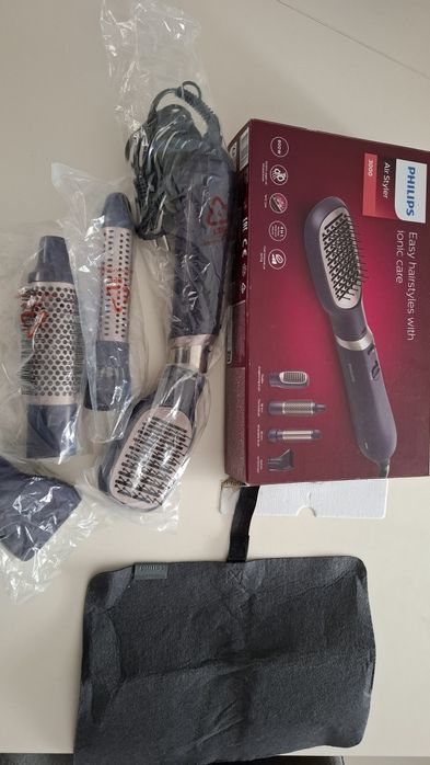 Perie cu aer cald Philips Seria 3000 BHA313/00, 800W
