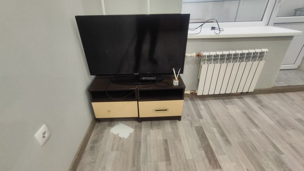 Тумбочки под телевизор