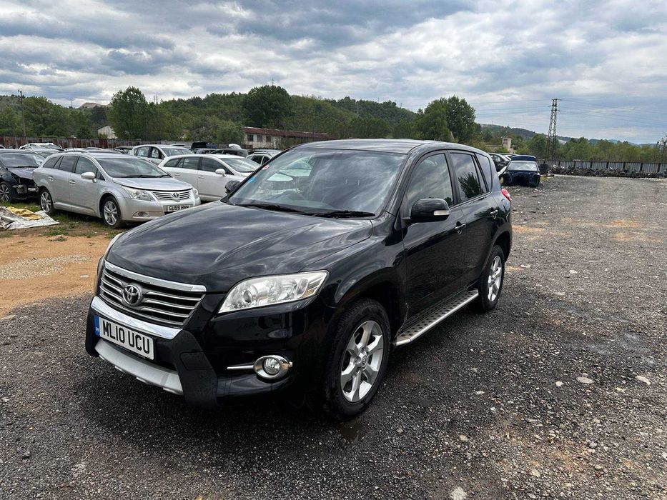 Продава се на части Toyota RAV4 2.2 D-4D 150 к.с. 4x4 - 2010 г.