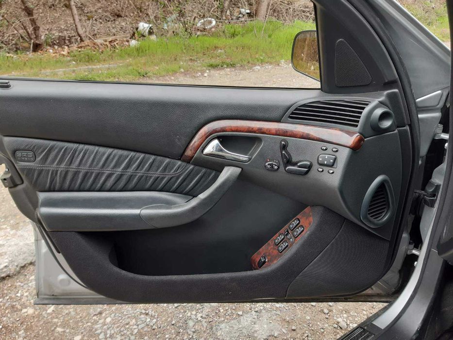 Mercedes  S320  2001 г на части