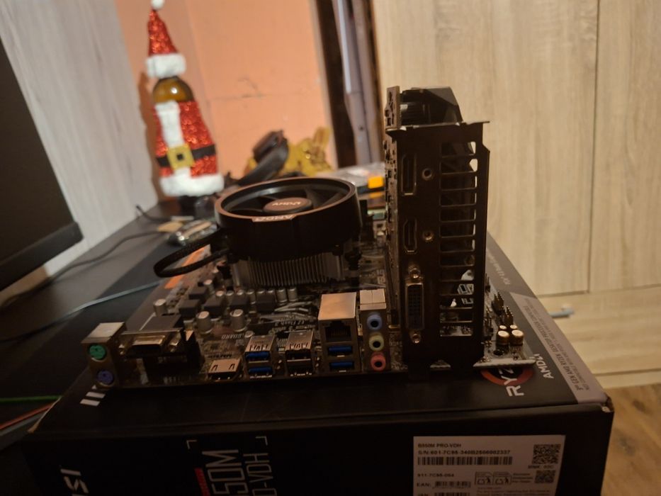 Vând kit Am4  GPU+CPU+RAM+MBO