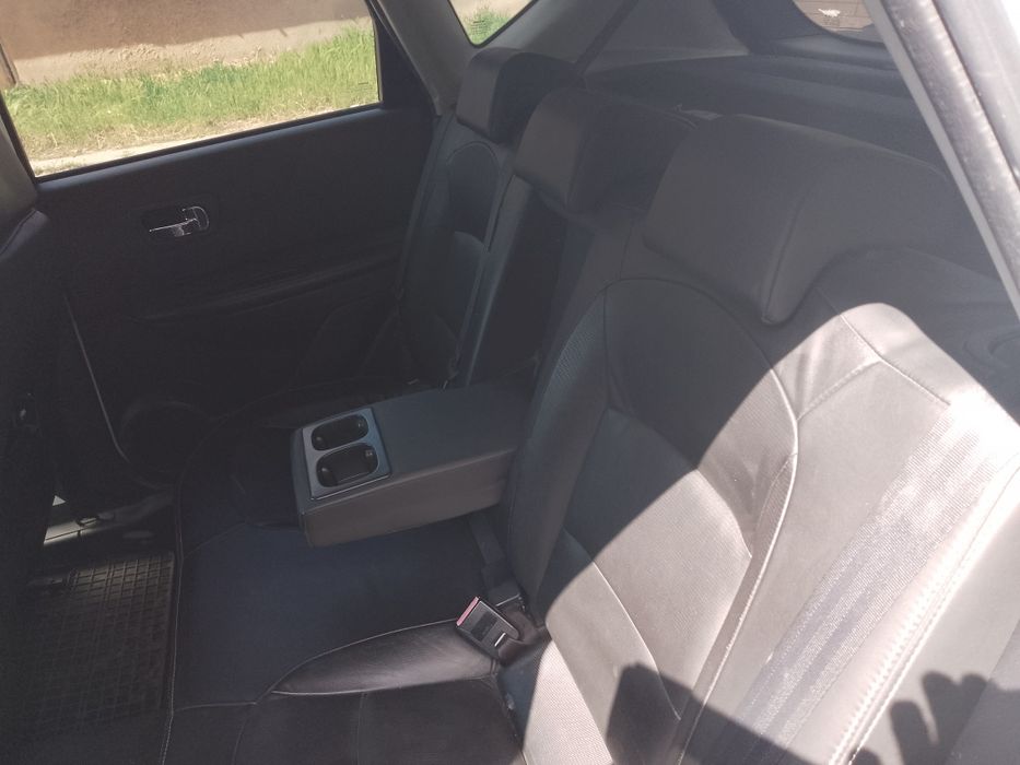 Nissan qashqai 2.0dCi 4x4 автоматик