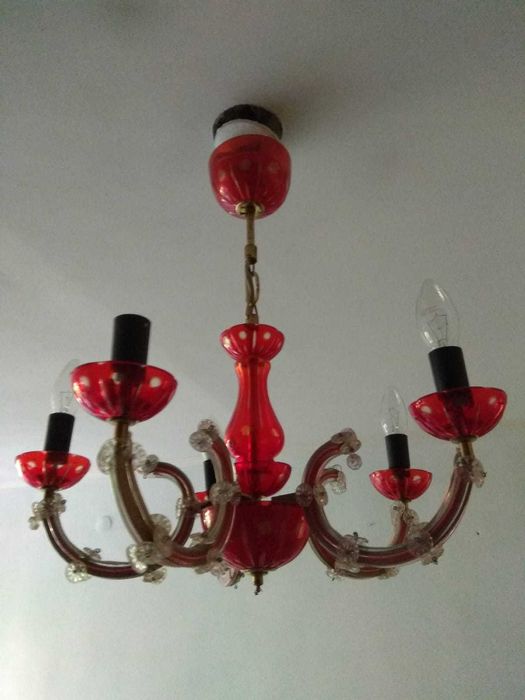 Продам люстру пятирожковую