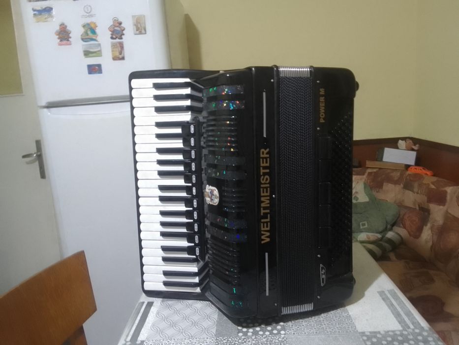 Акордеон кантус 4