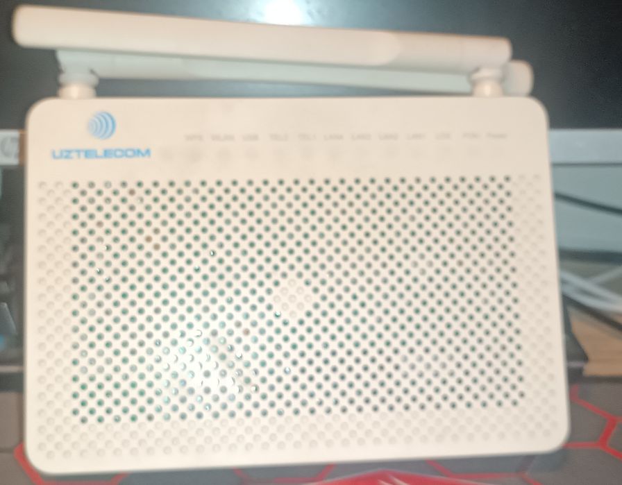 Huawei EchoLife HG8245H5 GPON Wi-Fi роутер Uztelecom