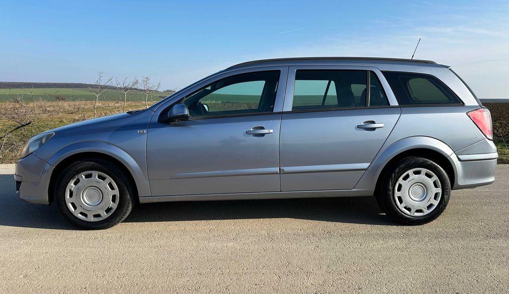 Opel Astra 1.7 CDTi 100hp