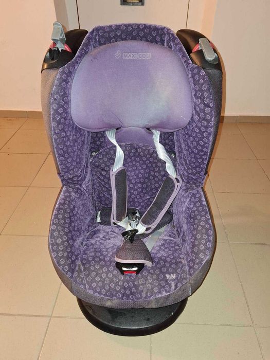 Детско столче Maxi-Cosi 9–18 кг – като ново, нов калъф, много запазено