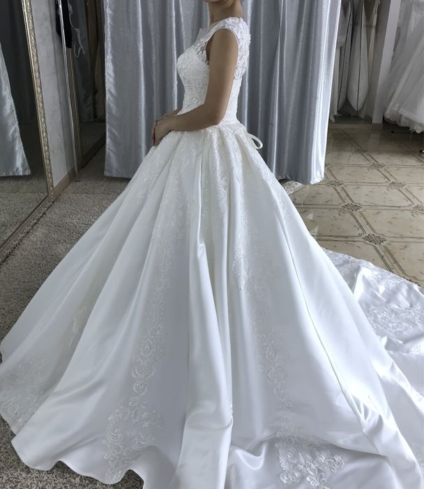 Продам свадебное платье