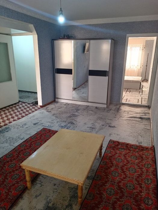 Ижарага 2.хонали уй берилади коракамиш 1/3 оилага берилади