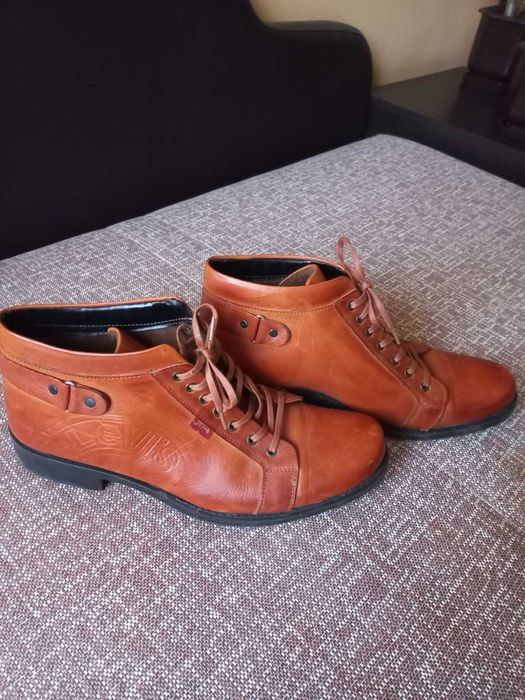 Мъжки боти естествена кожа!Номер 43!