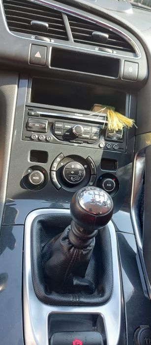 Peugeot 3008 1.6 HDi 112 CP, 2010, gri, senzori parcare, manual