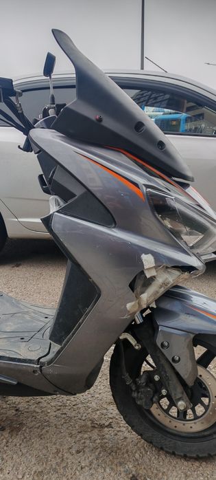 Скутер Maxi в хорошем состоянии