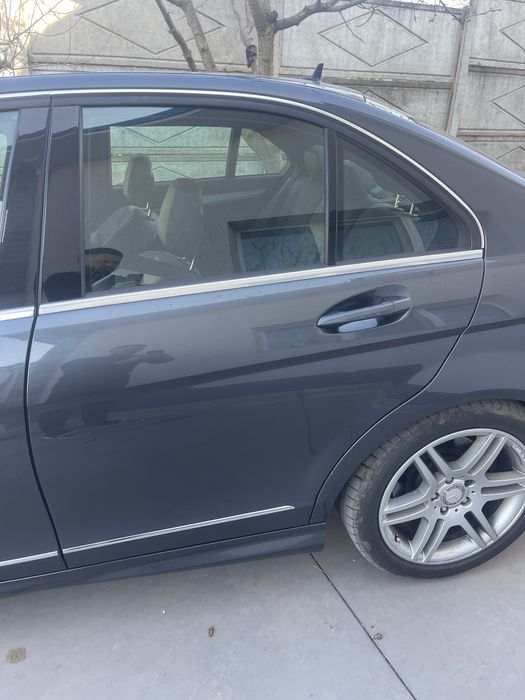 Usa stanga dreapta fata spate mercedes w204