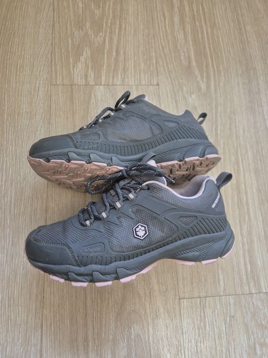 Термокроссовки женские