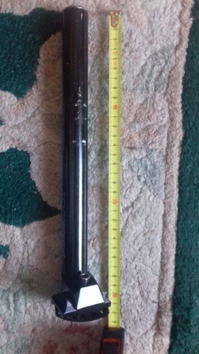 tija sa noua Promax de bicicleta data jos de pe o bicicleta noua