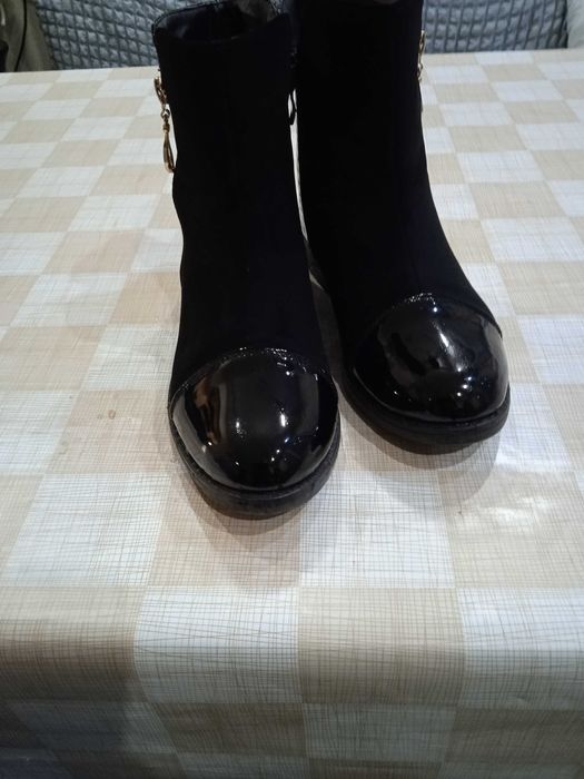 Пролетни боти 37 номер