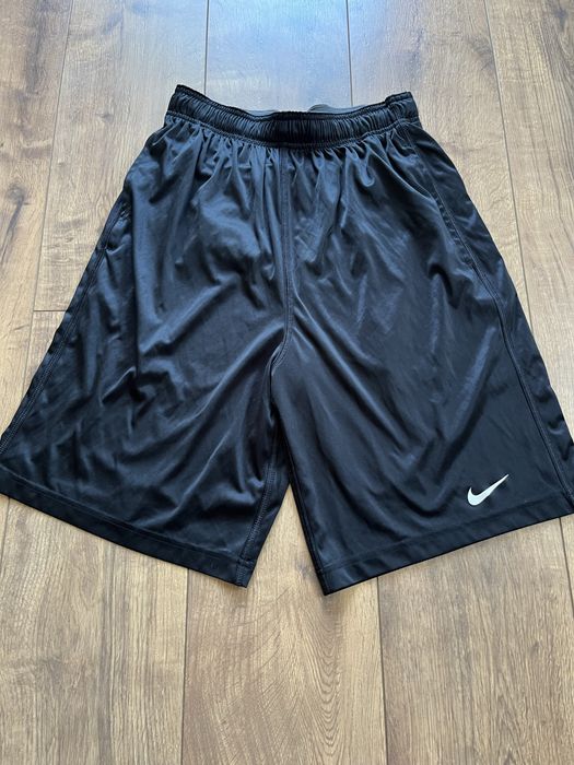 Мъжки спортни дрехи Nike