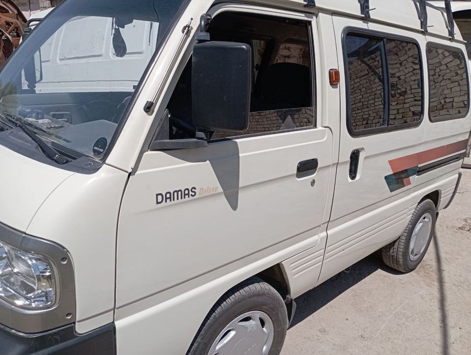 Damas mashinasi sotiladi