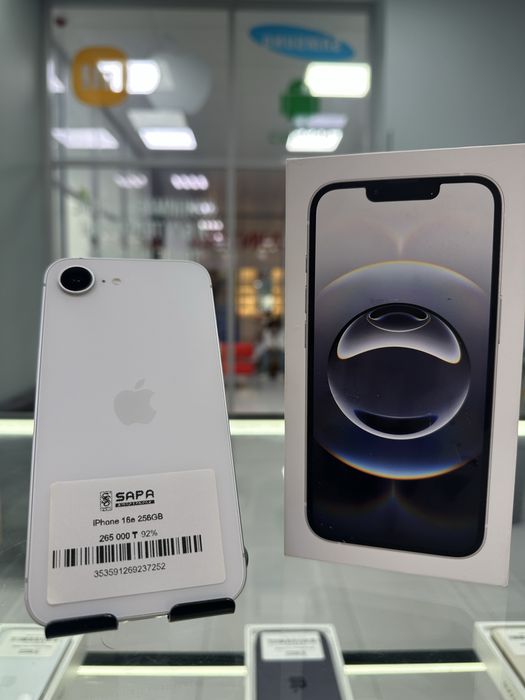 iphone 16e white отличный -&/&
