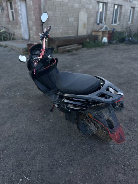 Продам мопед макси