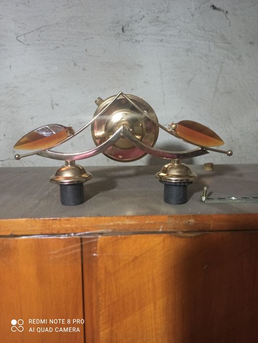 Люстры и светильник настенный СССР