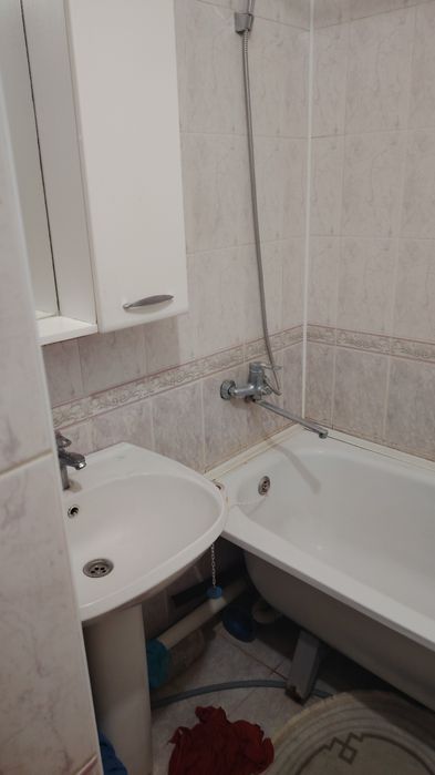 Продам 2х комн.Квартиру в 11 мкр.