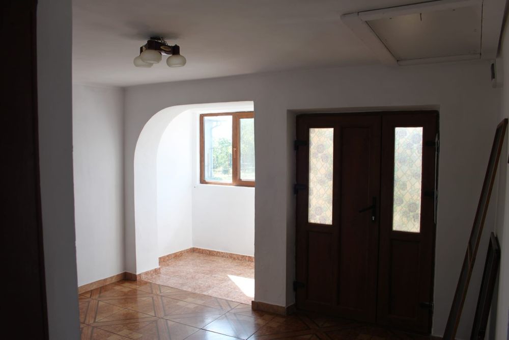 Vând casă Bradu Argeș 5 minute de Pitești