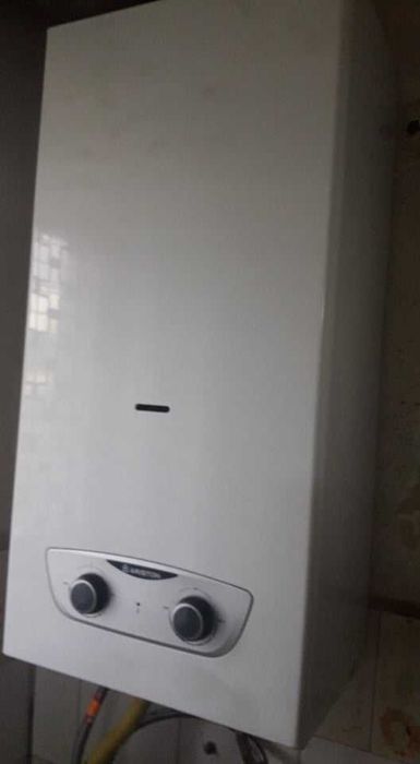 Vand iunkers gaz Ariston