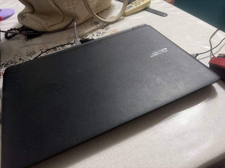 Ноут бук acer работает хорошо