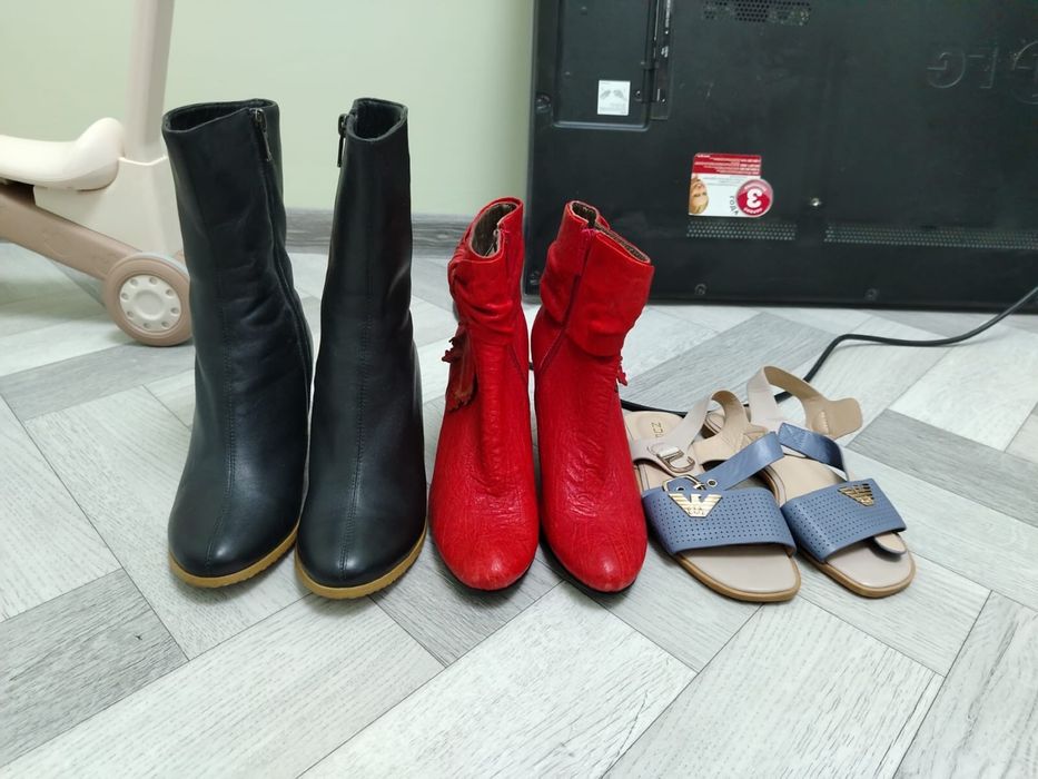 Продам новые пары обуви! Срочно!