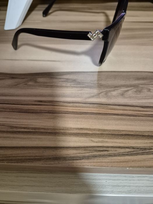 Дамски слънчеви очила