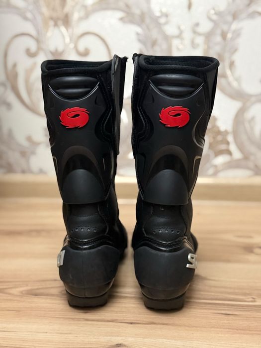 Ghete moto nr 37