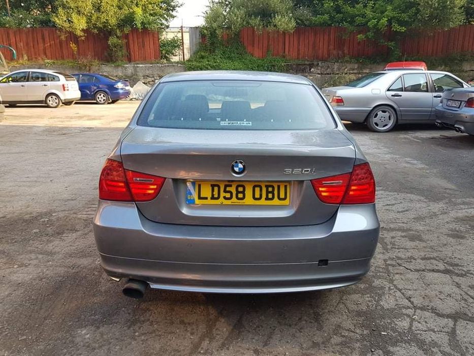 BMW E90 320i 170кс N43 Facelift bixenon  HА ЧАСТИ!