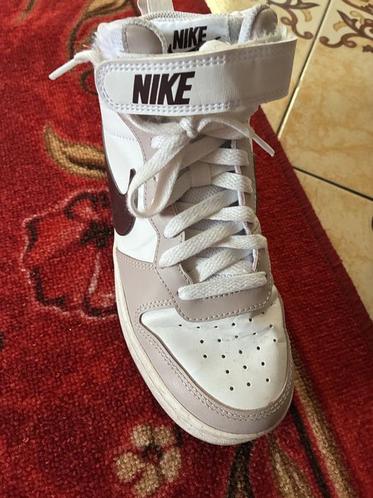 Vand Nike  Court Borough mid 2