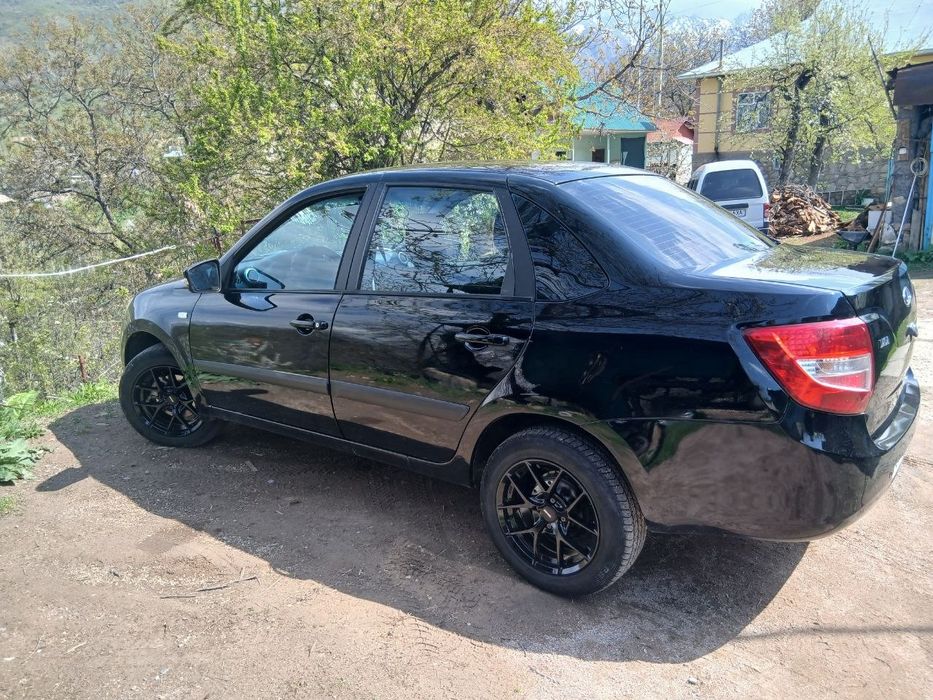 Lada granta 2190