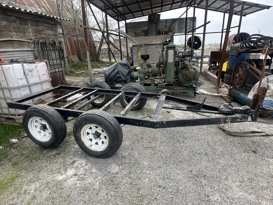 Авто прицеп 2 скатный