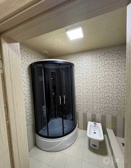 Коммерческое помещение 341 м², 2 этаж, Паркентский, 1-я линия
