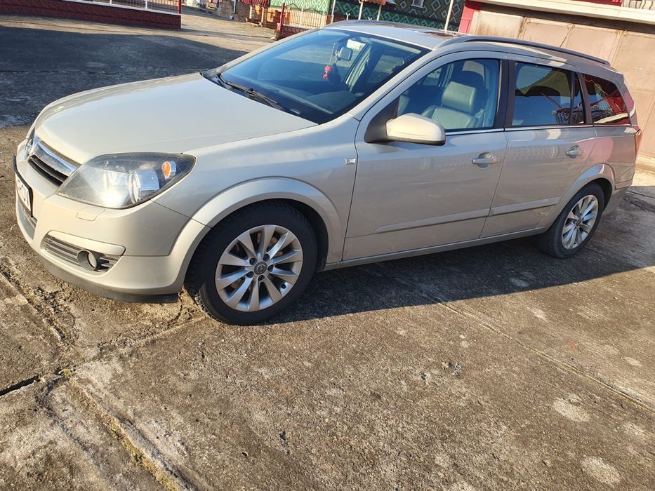 Opel Astra 1.9 CDTI 150 cp