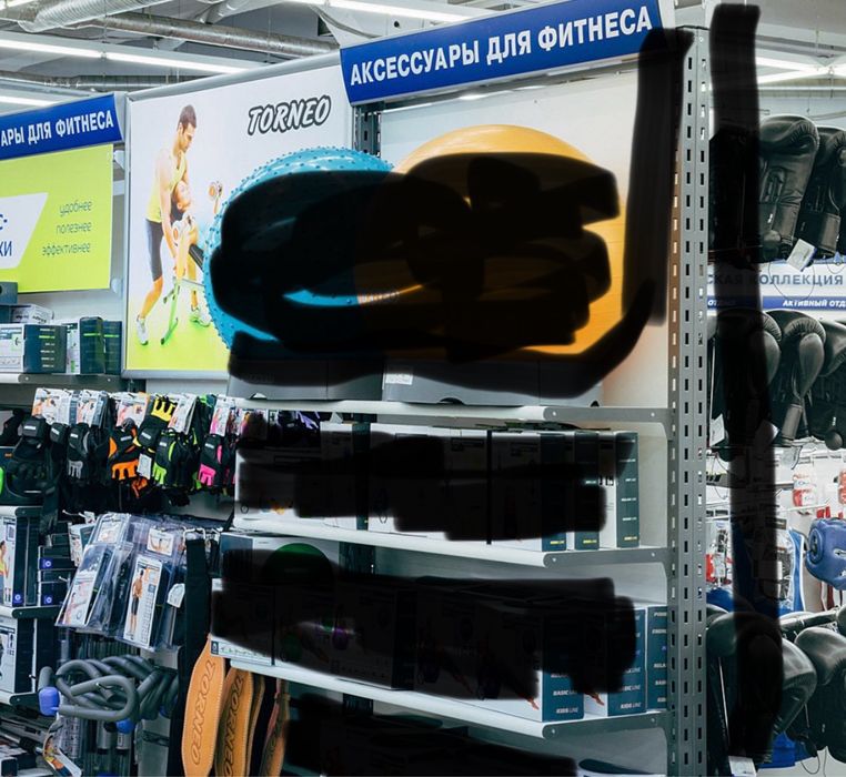 Есть такие мебельи с полкой