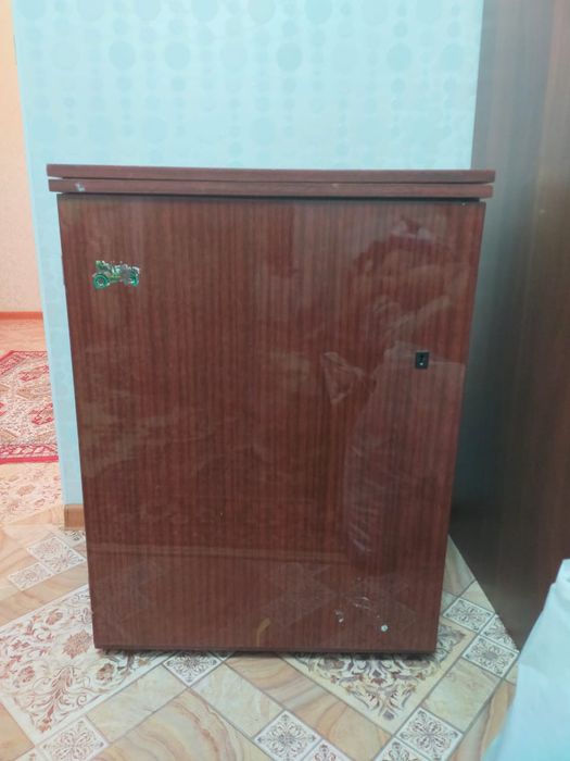 Продам швейную машинку