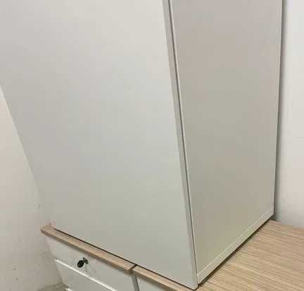 Разпродажба на Офис обзавеждане - бюра, столове, шкафове и др.