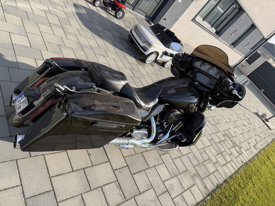Harley Davidson Street Glide CVO 2015 FLHXSE  - pret de iarna