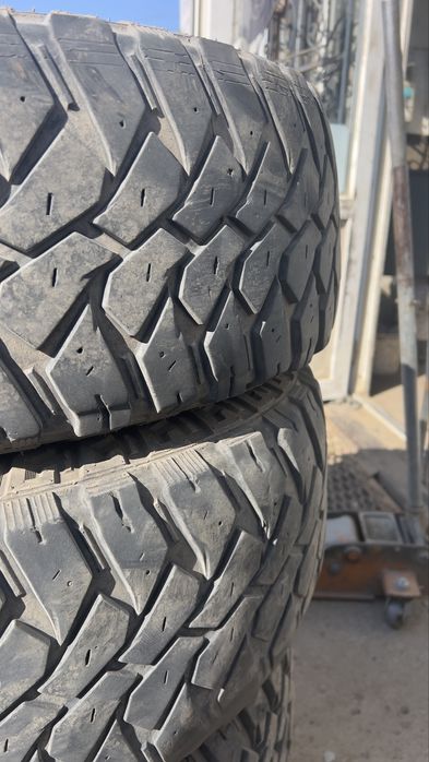 MAXXIS 265/70 r16 MT