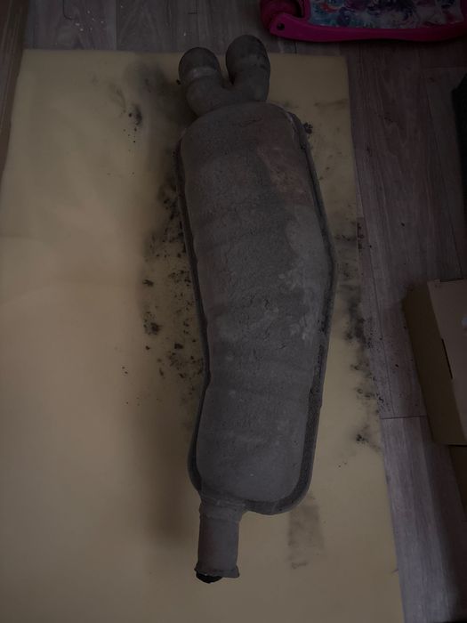 Задняя банка оригинал стокдля бмв е34 520